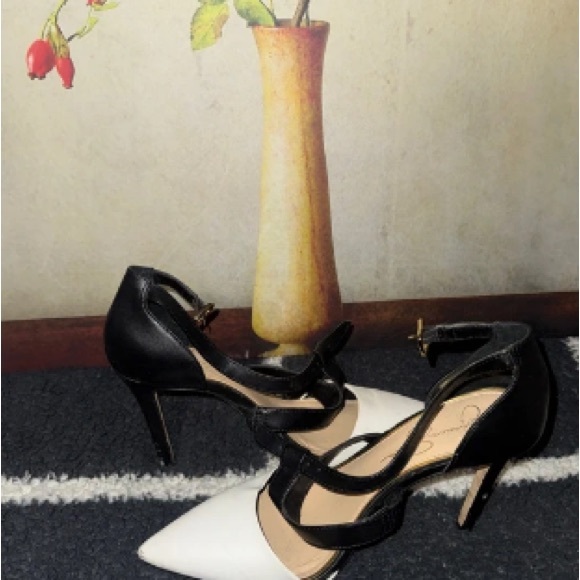 None Shoes - Elegant Black and White Women's Heels